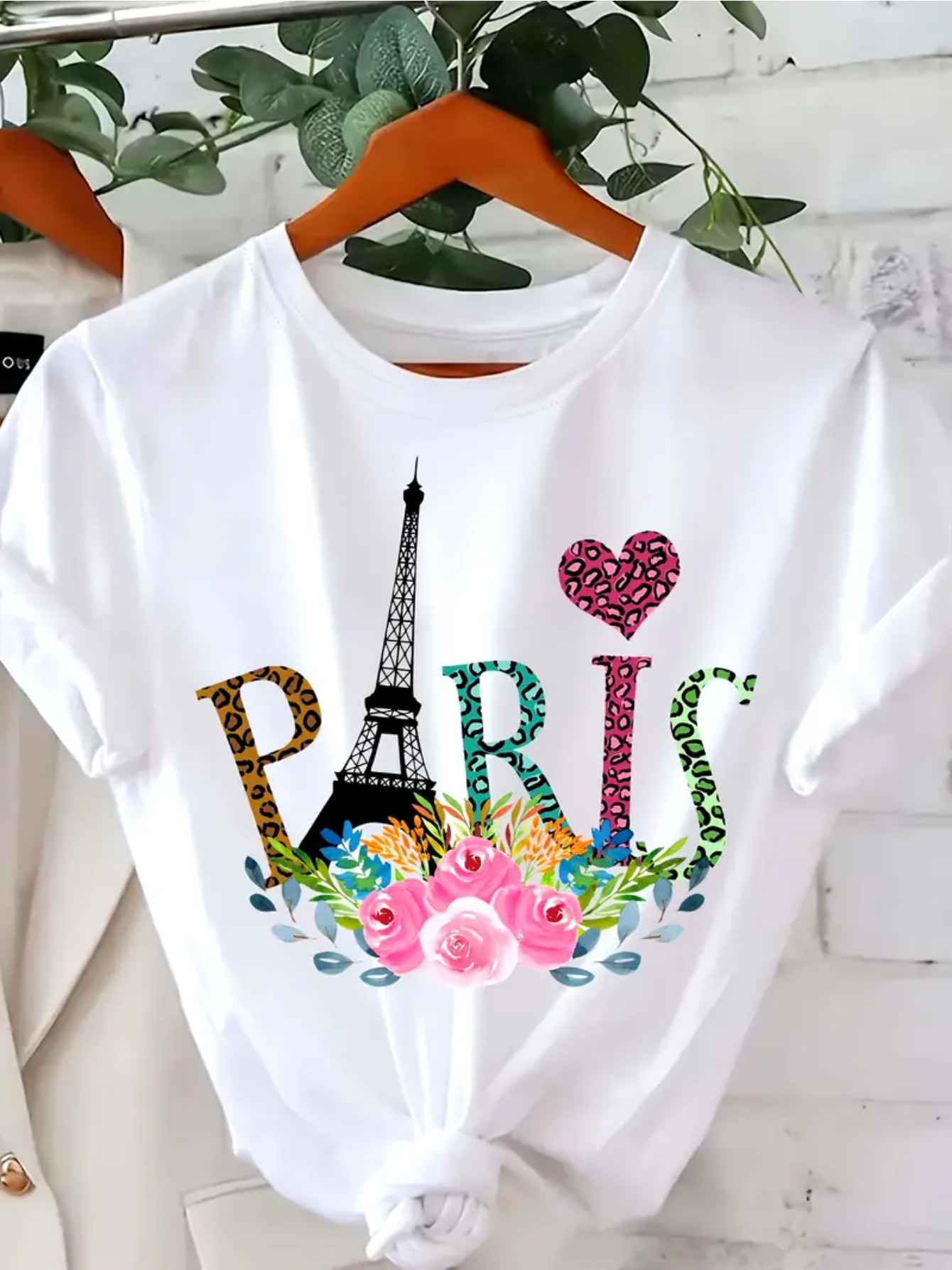 Street Fashion Paris - Women's 