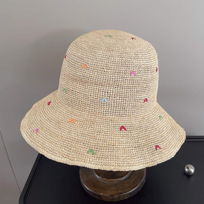 Women Embroidery Heart Raffia  - Bucket Hat Embroidered avis et prix