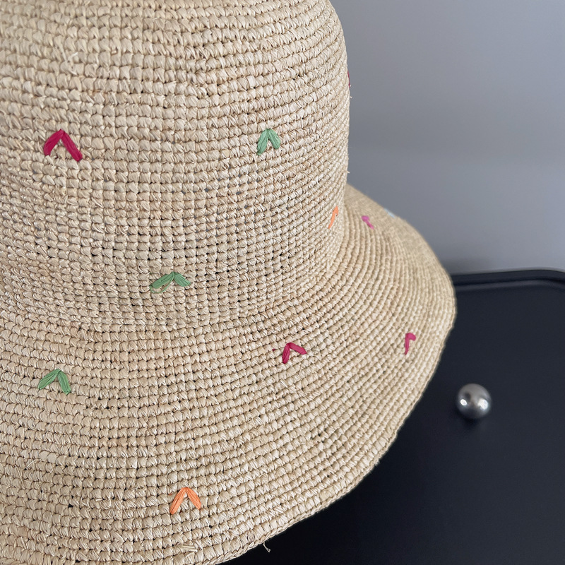 Women Embroidery Heart Raffia  - Bucket Hat Embroidered avis et prix