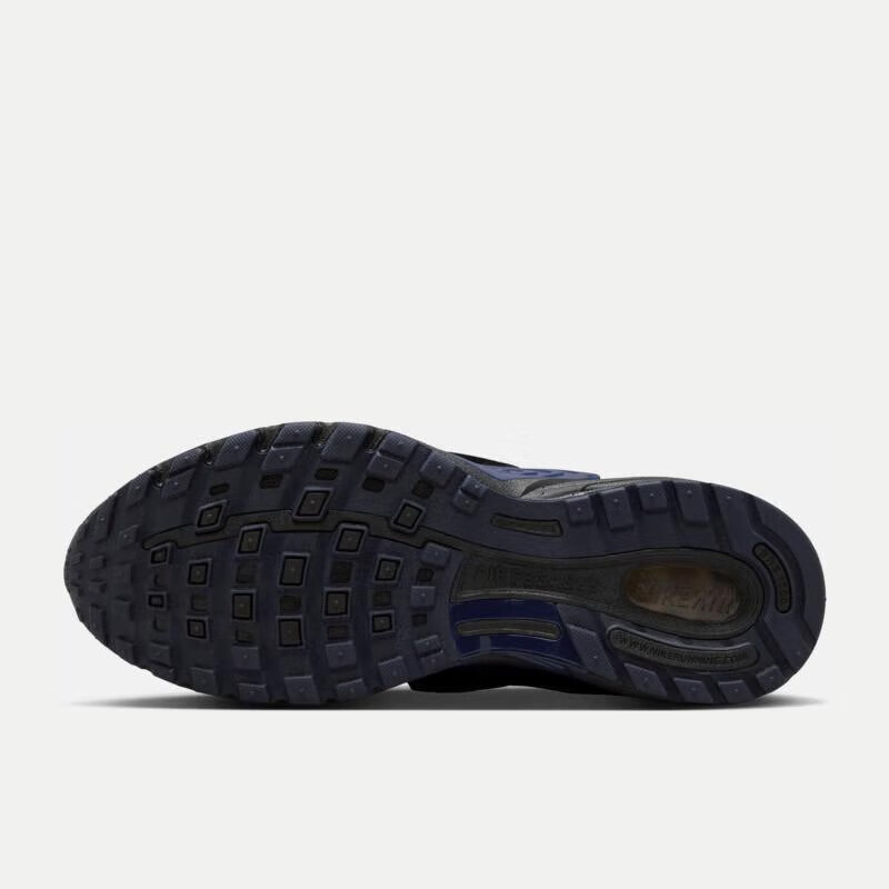 Nike's New Navy Blue Air Cushi - Street Fashion Nike avis et prix