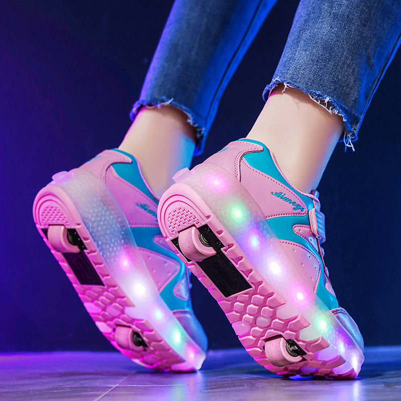 Fashion Luminous Roller Skates - Street Fashion Boy avis et prix